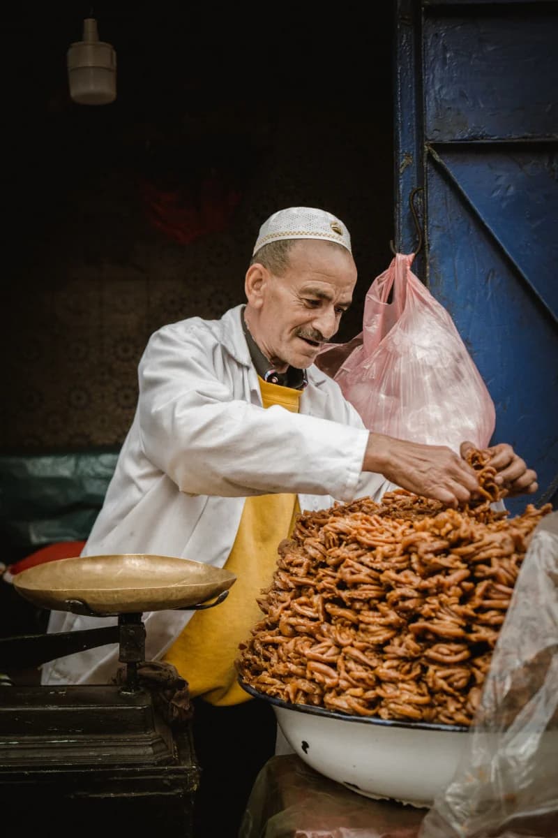La gastronomia marocchina: un viaggio nel cuore dei sapori, delle tradizioni e del cibo di strada