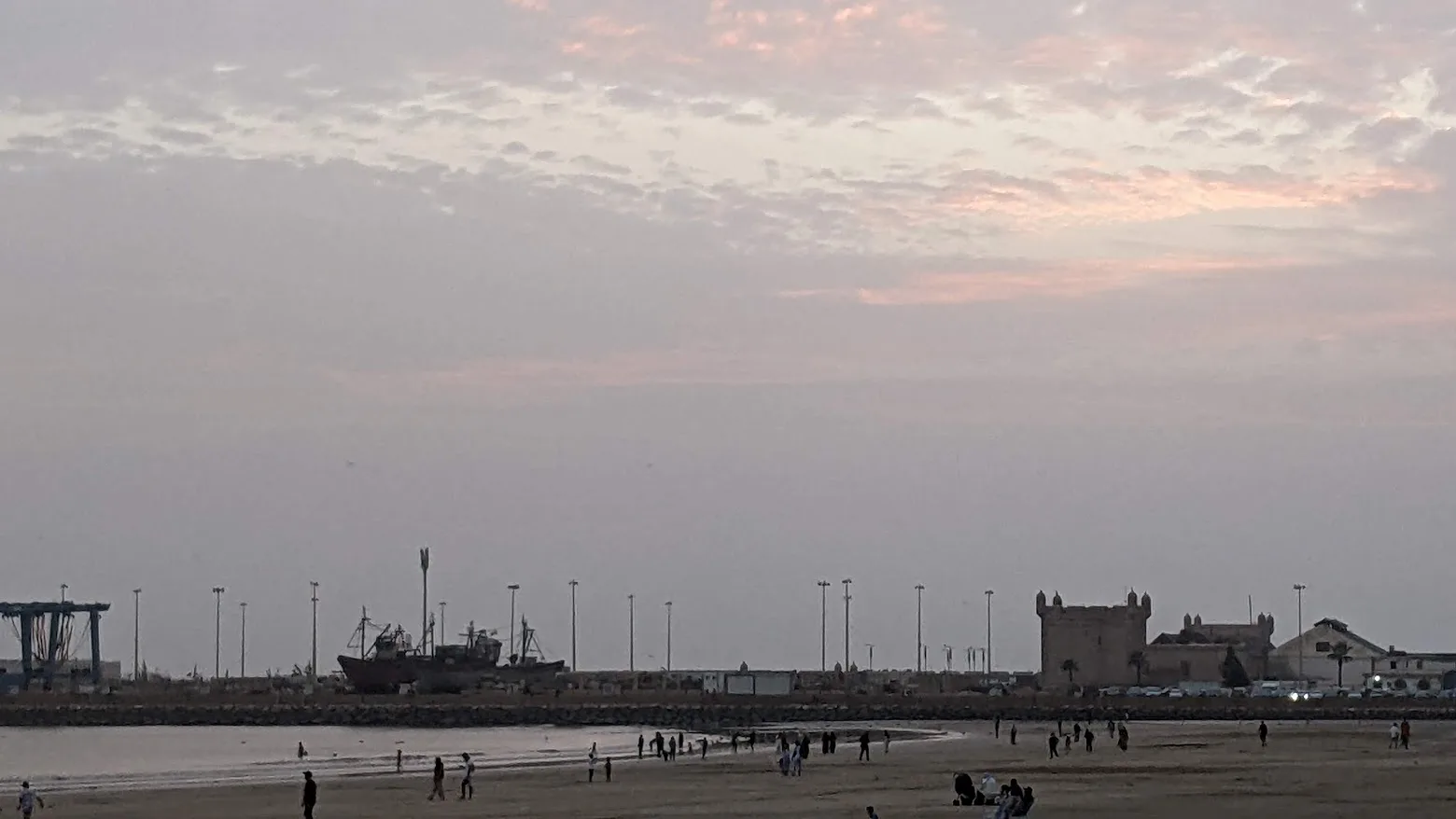 Essaouira: spiaggia, surf, arganeto ed escursioni intorno alla città