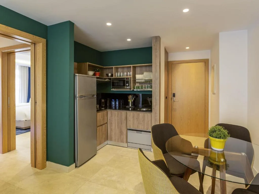 Apartment kitchenette — Aparthotel Adagio Premium Casablanca City Center