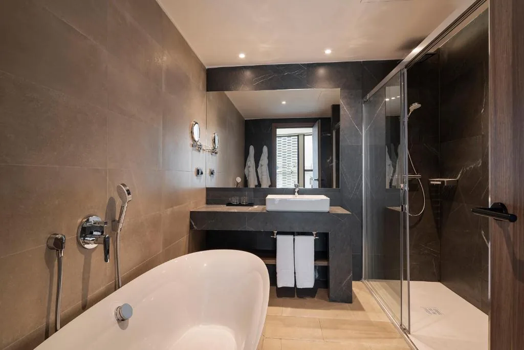 Bathroom — Eurostars Casa Anfa