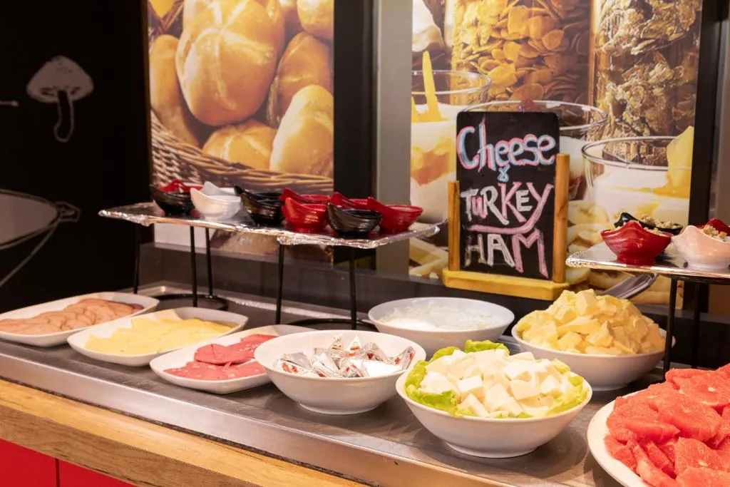 Breakfast — ibis Rabat Agdal