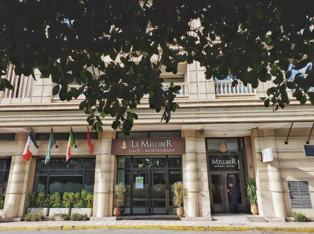 Facade — Melliber Appart Hôtel