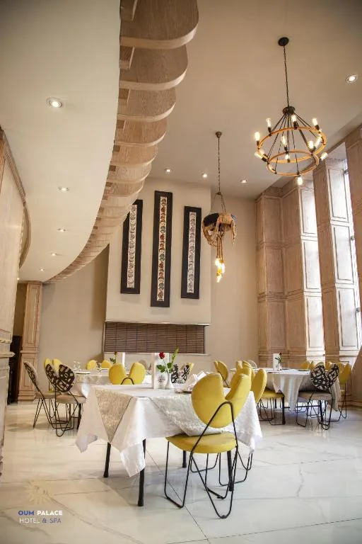Restaurant — Oum Palace Hotel & Spa