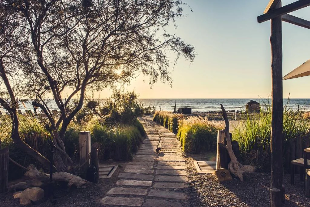 Path to the beach — Paradis Plage Surf Yoga & Spa Resort