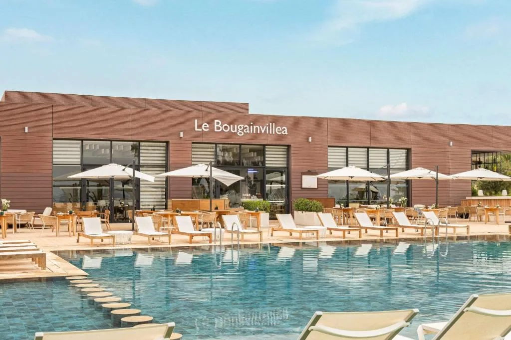 Swimming pool — Radisson Blu Resort Taghazout Bay Surf Village
