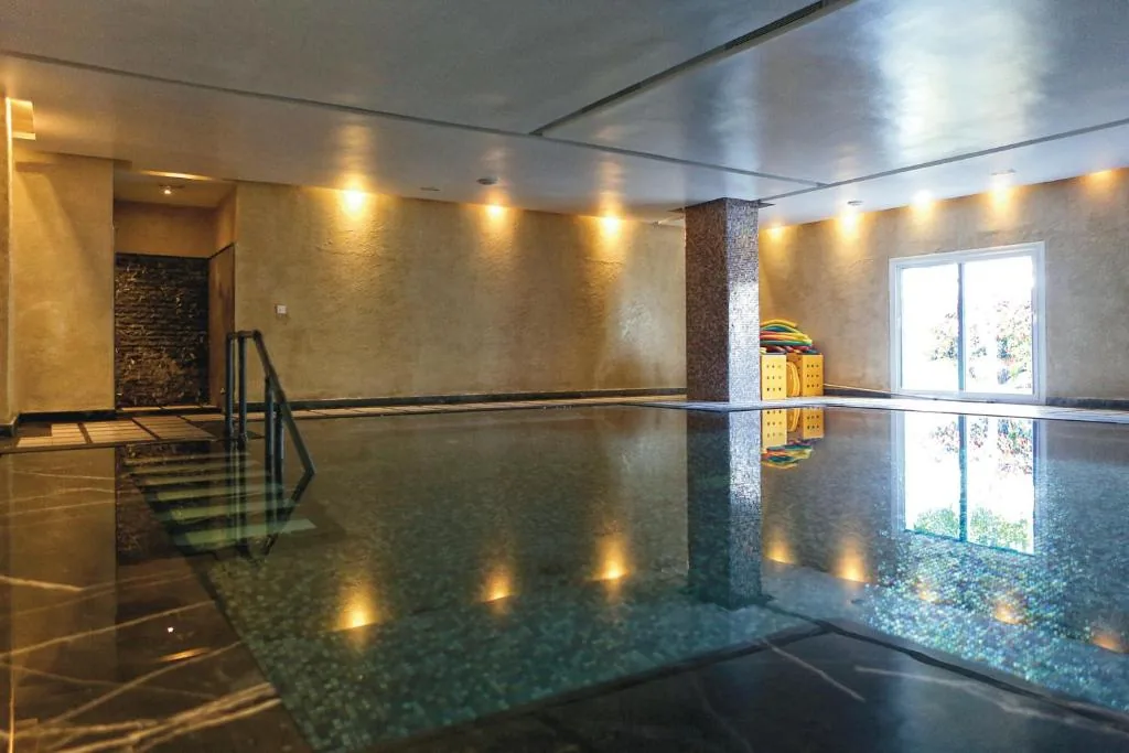 Indoor swimming pool — Hotel Riu Tikida Beach