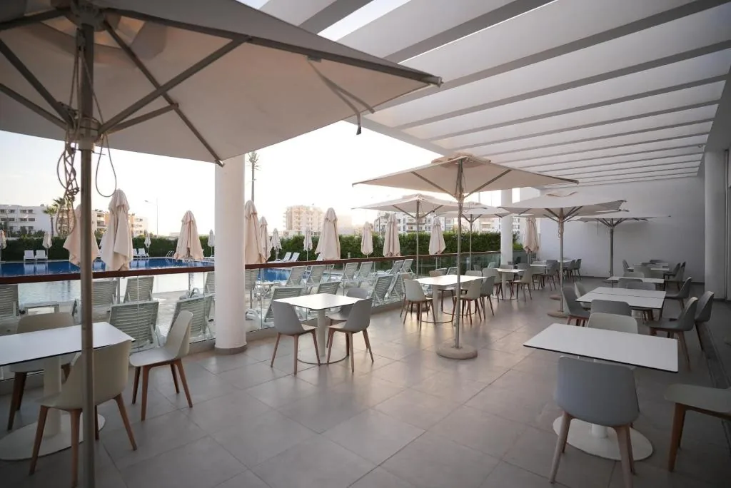 Terrace — Zephyr Agadir