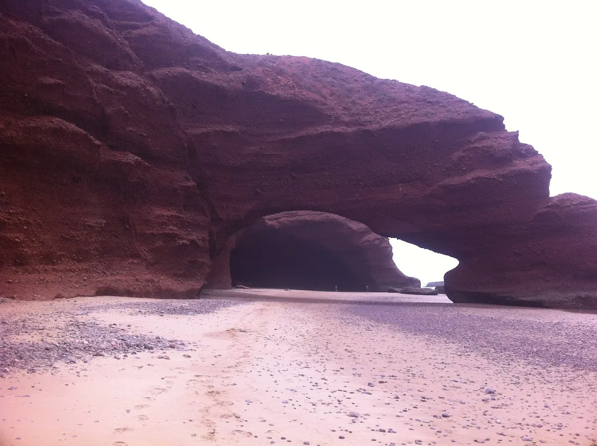 Arche de Legzira et sa plage à marée basse